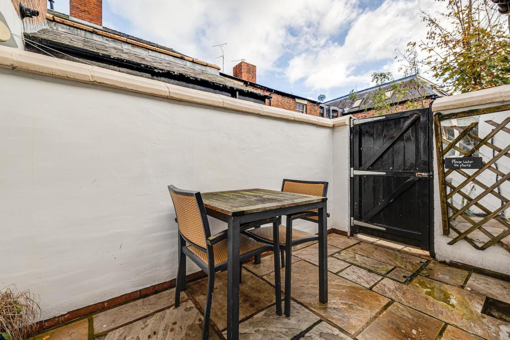 Gamul Place - Quiet City Centre Chester Ngoại thất bức ảnh